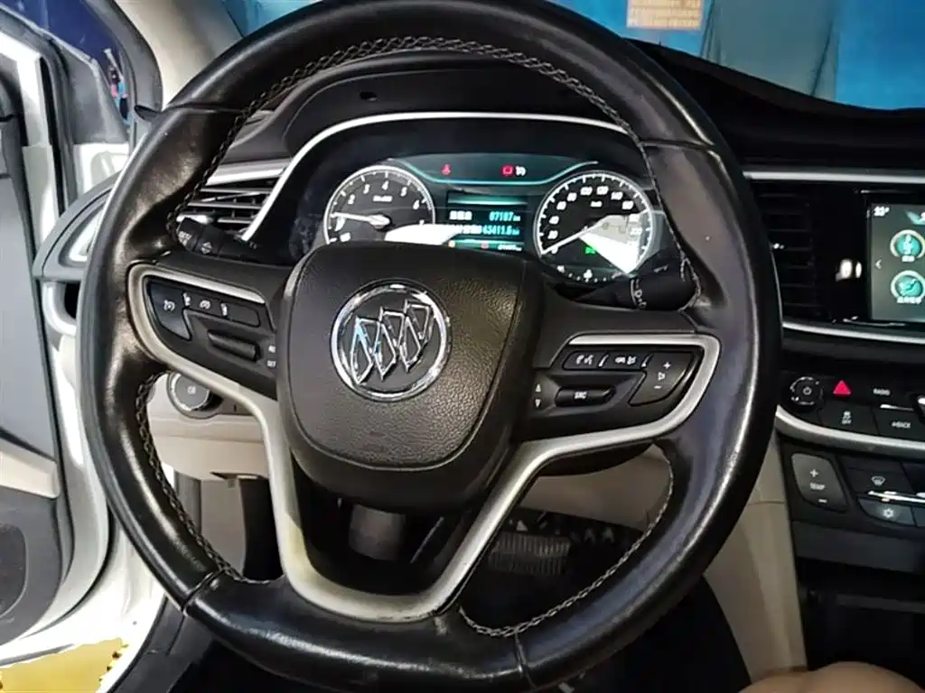 Buick Excelle 2019 — фото 11