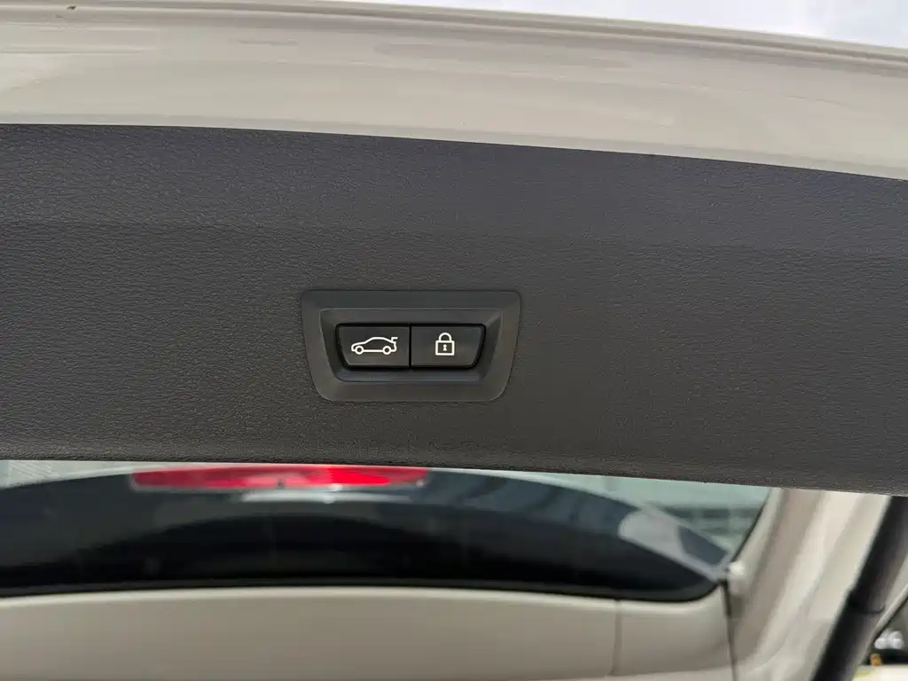 BMW X1 2020 — фото 12