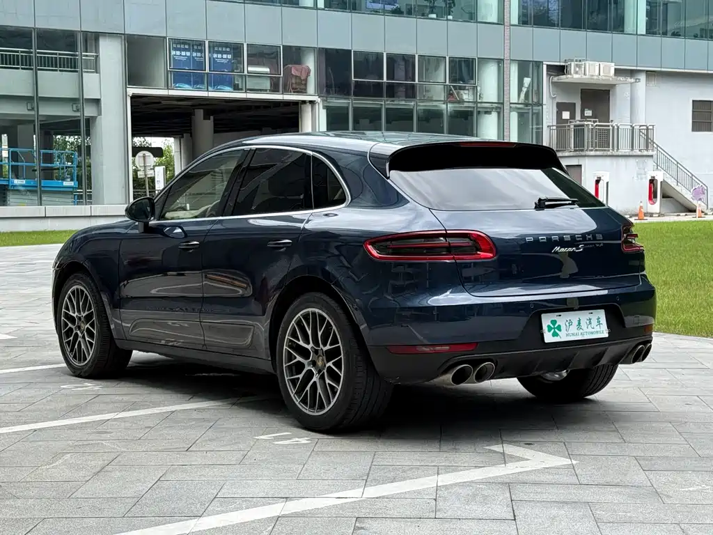 Porsche Macan 2015 — фото 19