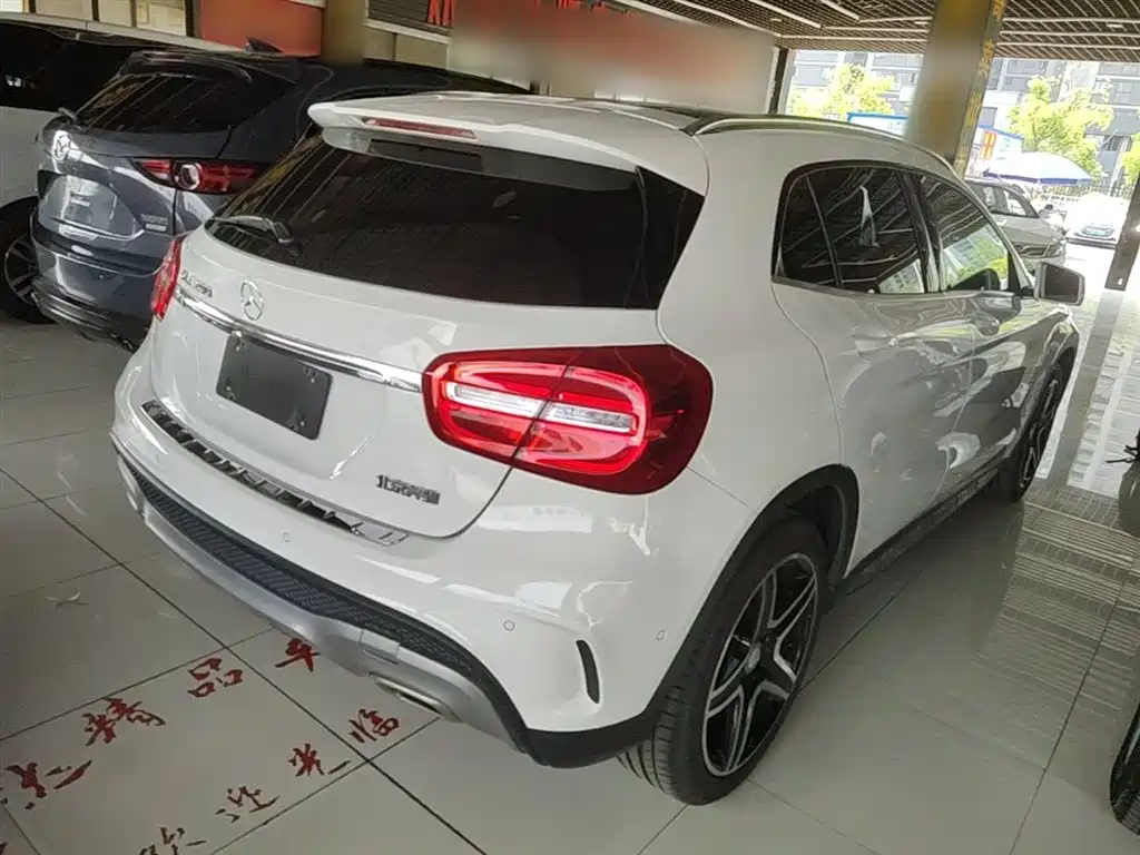 Mercedes-Benz GLA 2016 — фото 7