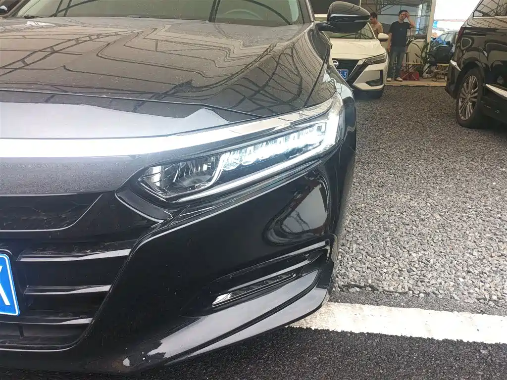 Honda Accord 2021 — фото 17