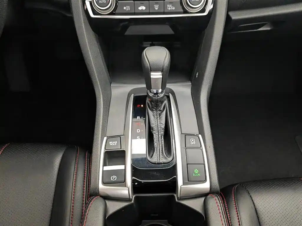 Honda Civic 2016 — фото 13