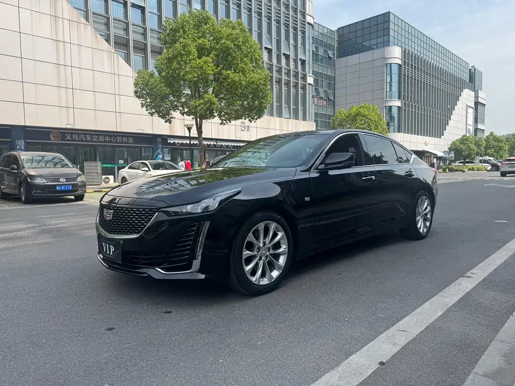 Cadillac CT5 2023 — фото 1