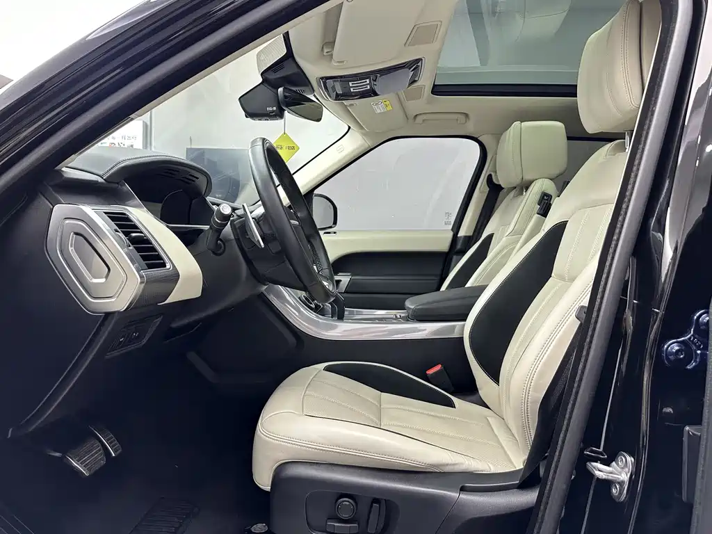 Land Rover Range Rover Sport 2023 — фото 10