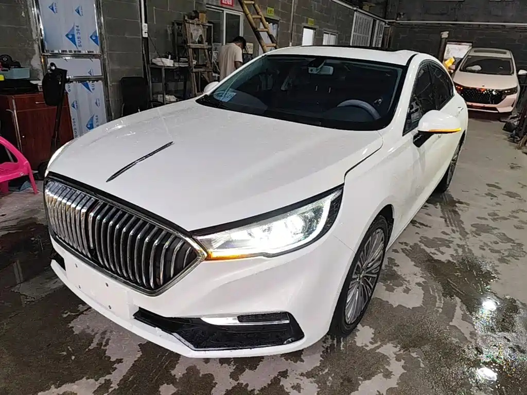 Hongqi H5 2022