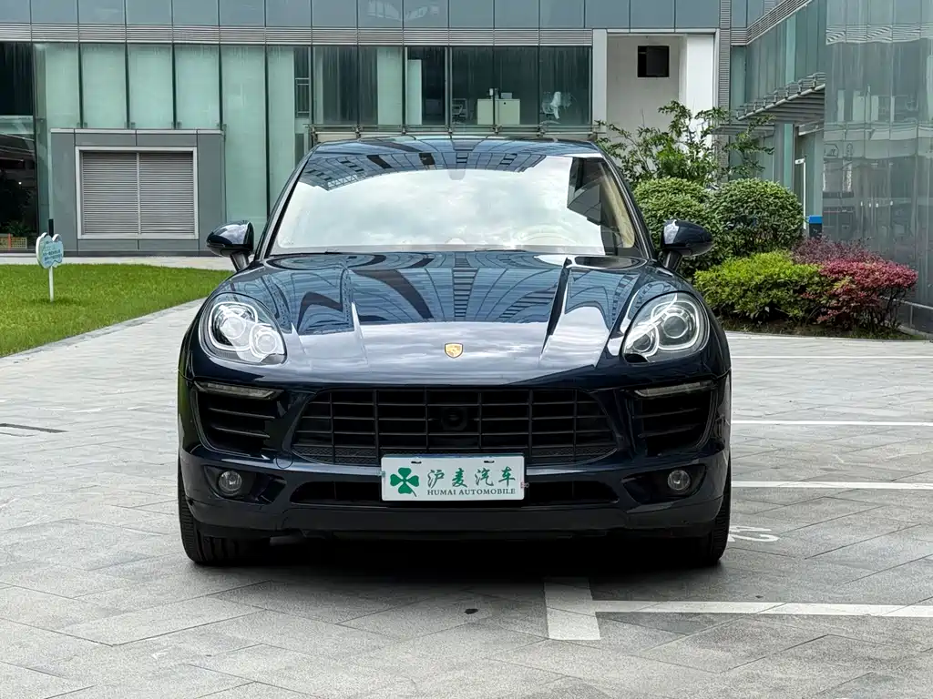 Porsche Macan 2015
