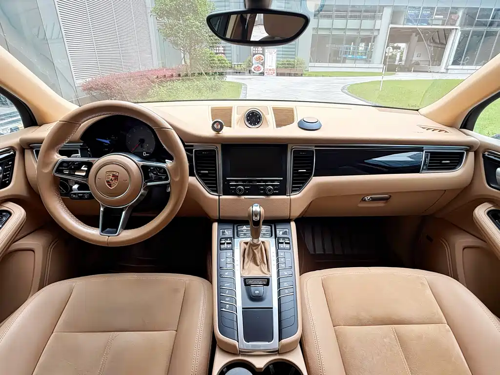 Porsche Macan 2015