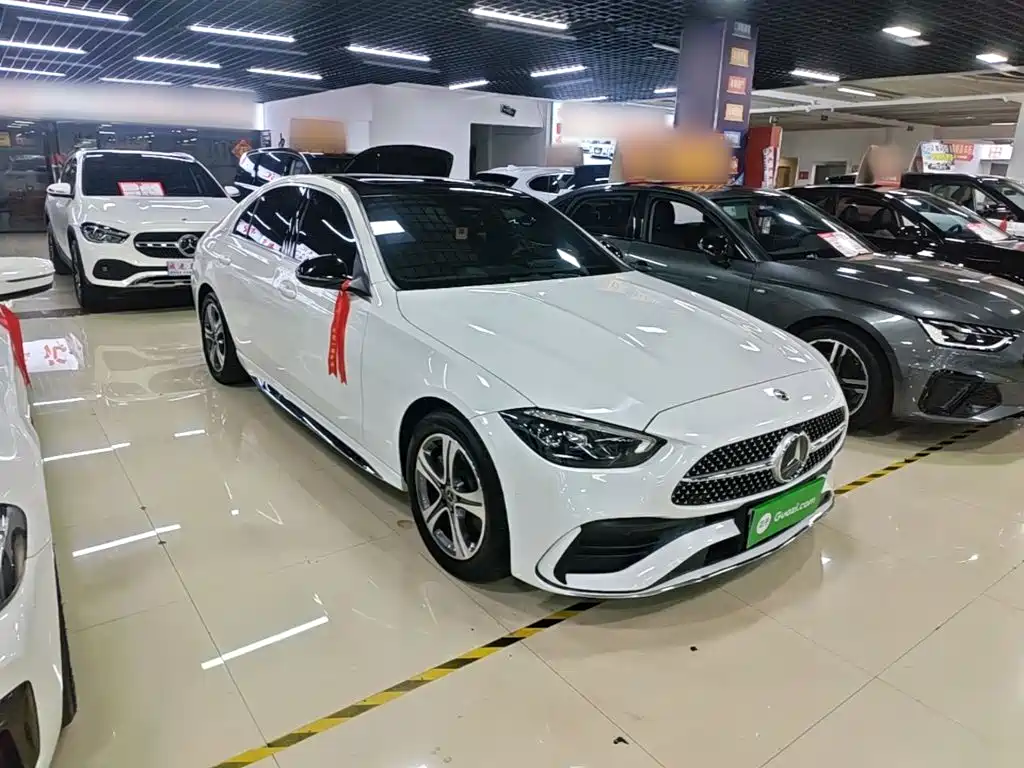 Mercedes-Benz C-Class 2022