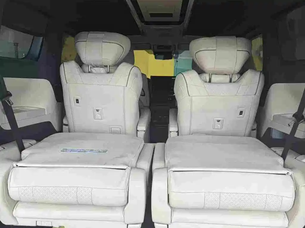 Toyota Vellfire 2025 — фото 12