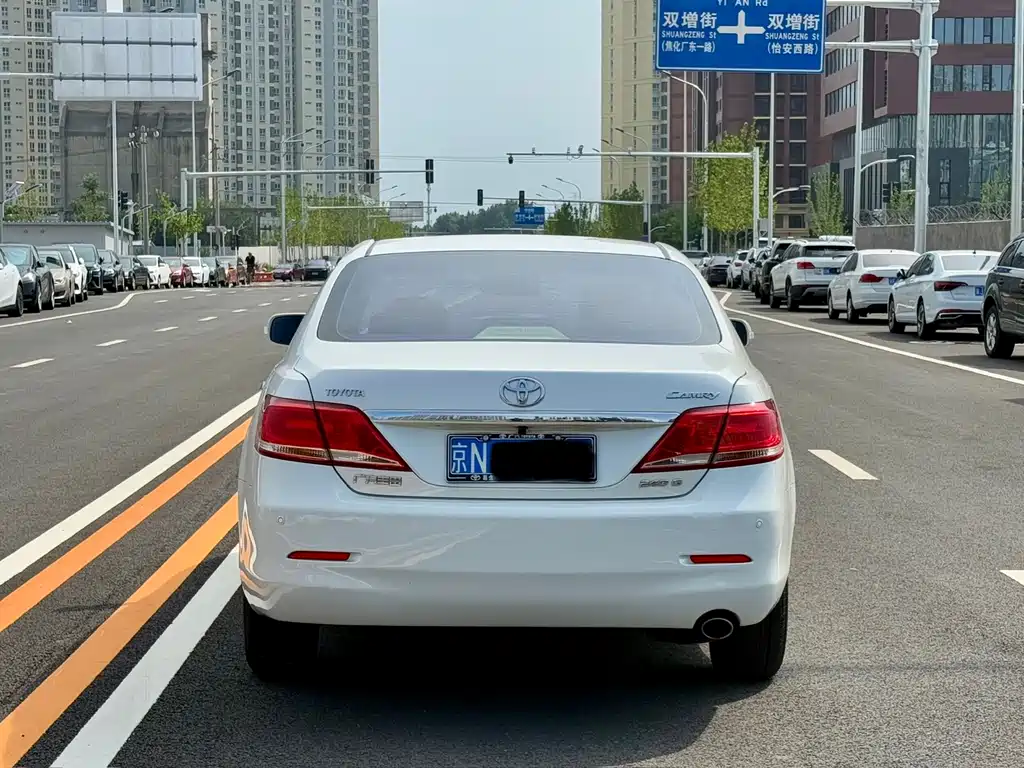 Toyota Camry 2011