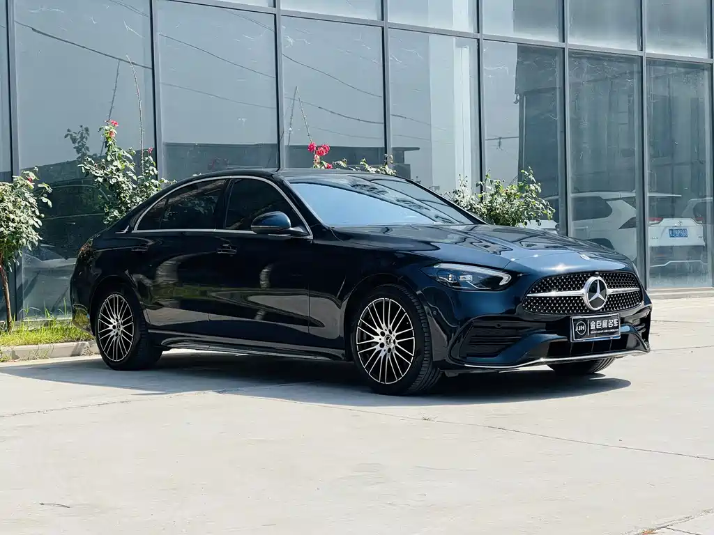 Mercedes-Benz C-Class 2022