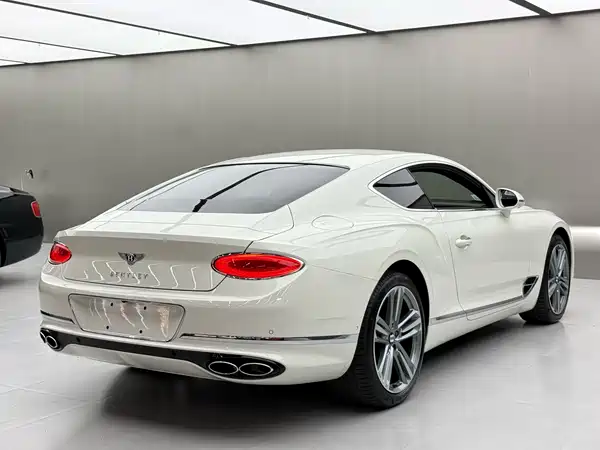 Bentley Continental 2024
