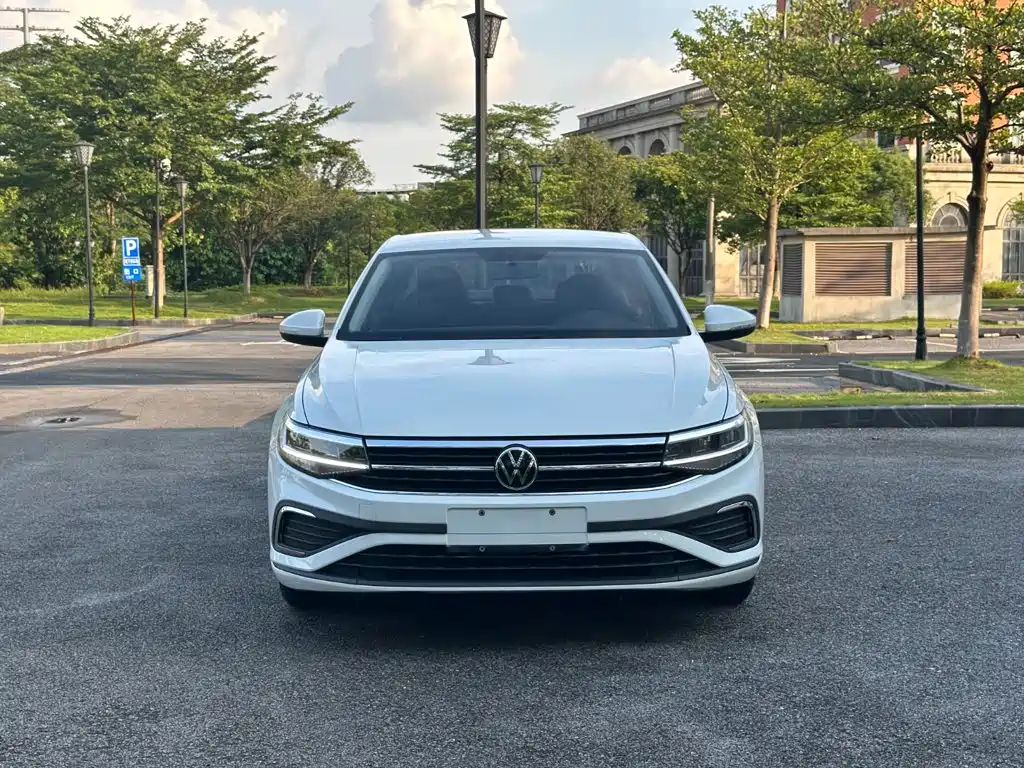 Volkswagen Bora 2024