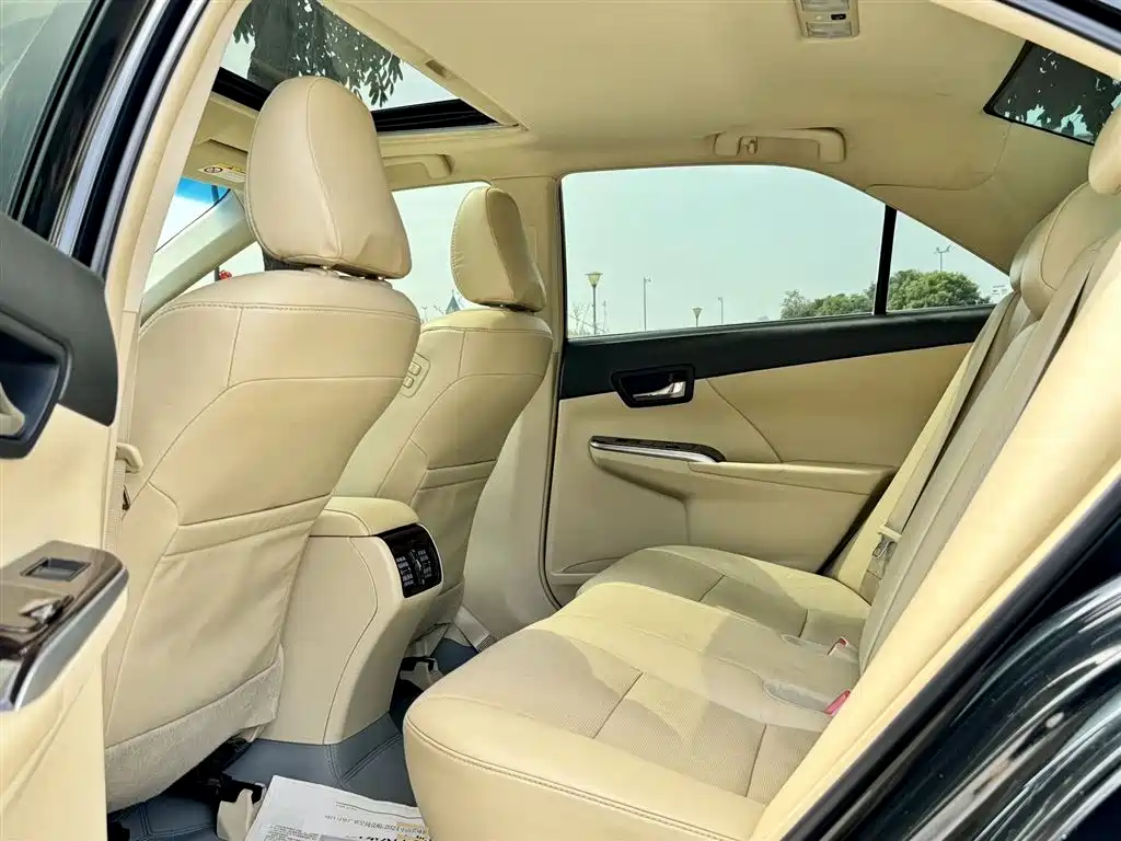 Toyota Camry 2017