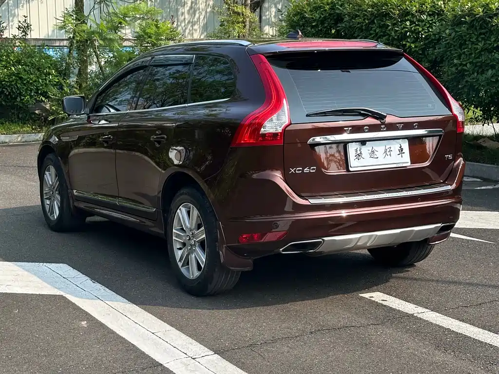 Volvo XC60 2016 — фото 6
