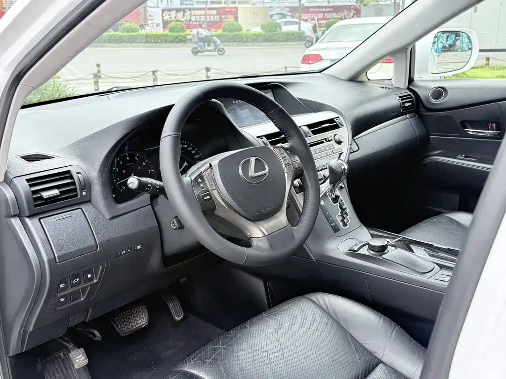 Lexus RX Classic 2012 — фото 14