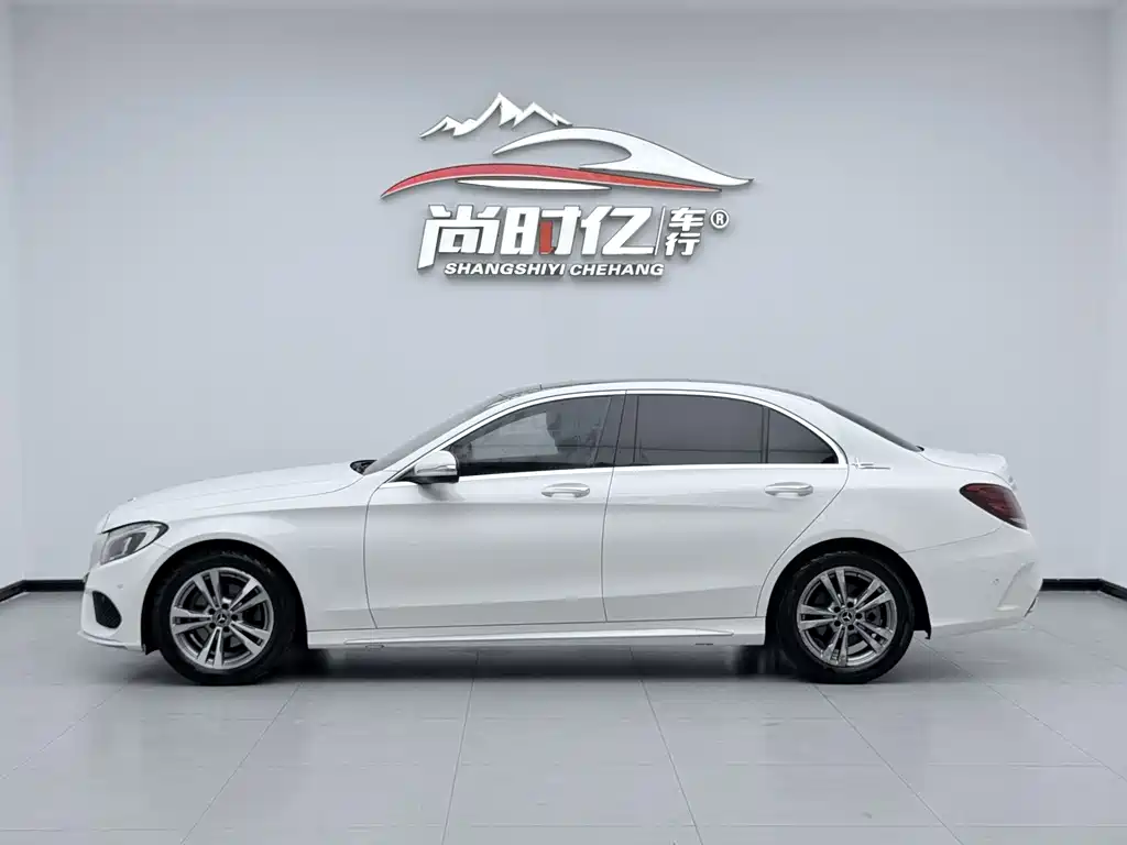 Mercedes-Benz C-Class 2018