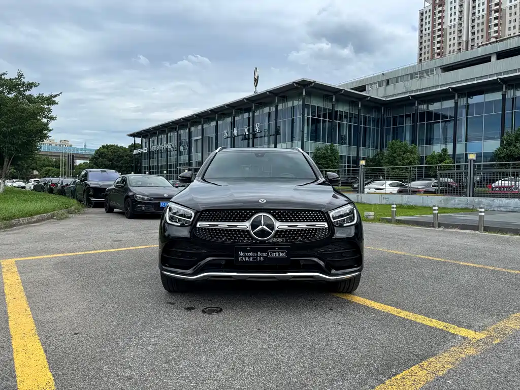 Mercedes-Benz GLC 2023