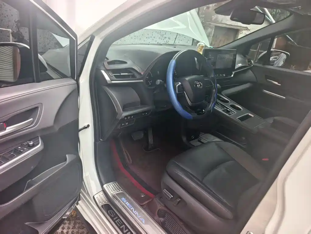 Toyota Sienna 2022