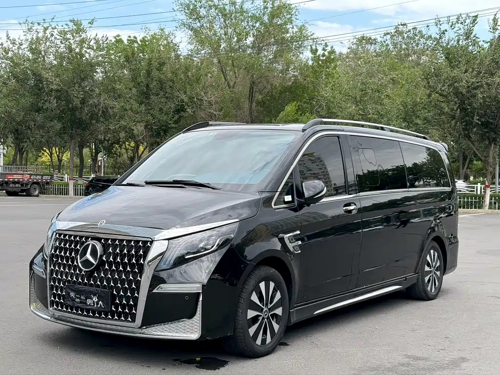 Mercedes-Benz Vito 2023