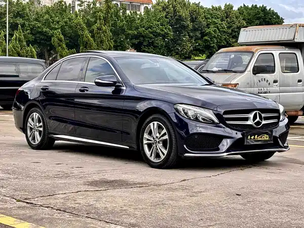 Mercedes-Benz C-Class 2017