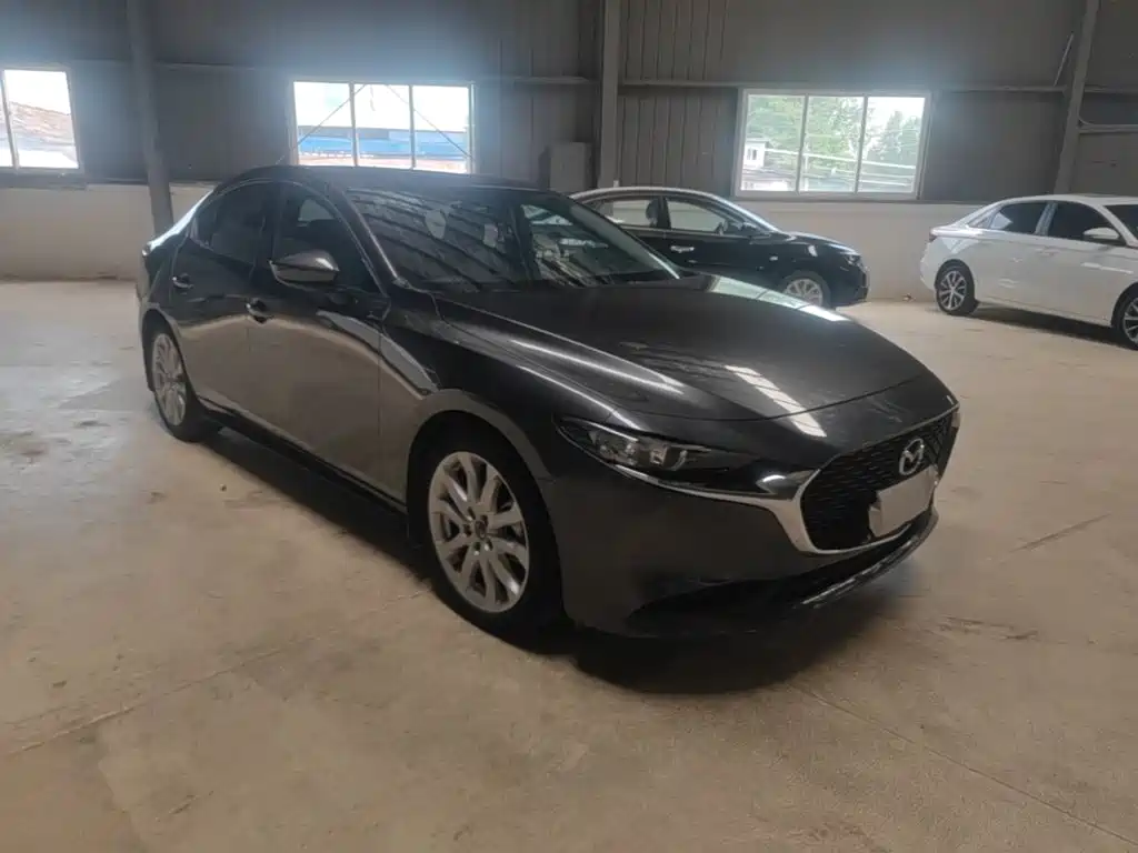 Mazda 3 Axela 2021