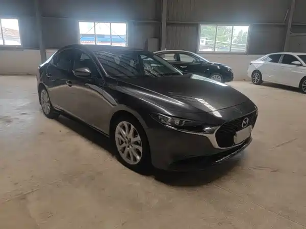 Mazda 3 Axela 2021