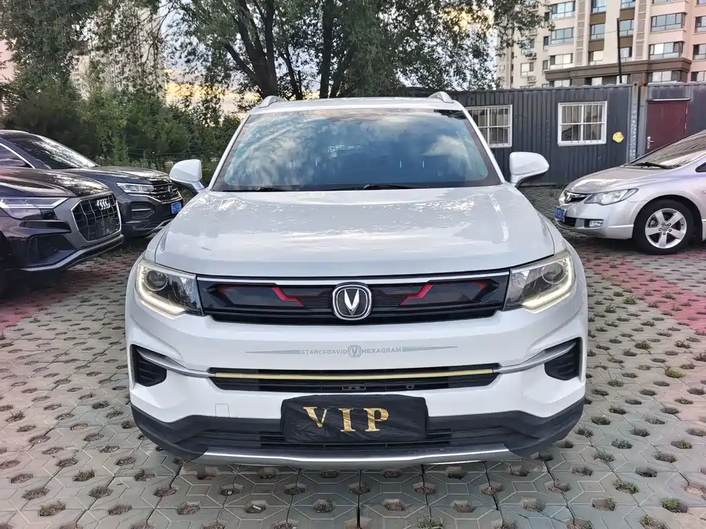 Changan CS35PLUS 2020 — фото 2