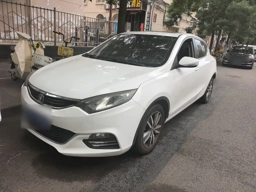 Changan Eado XT 2015 — фото 25