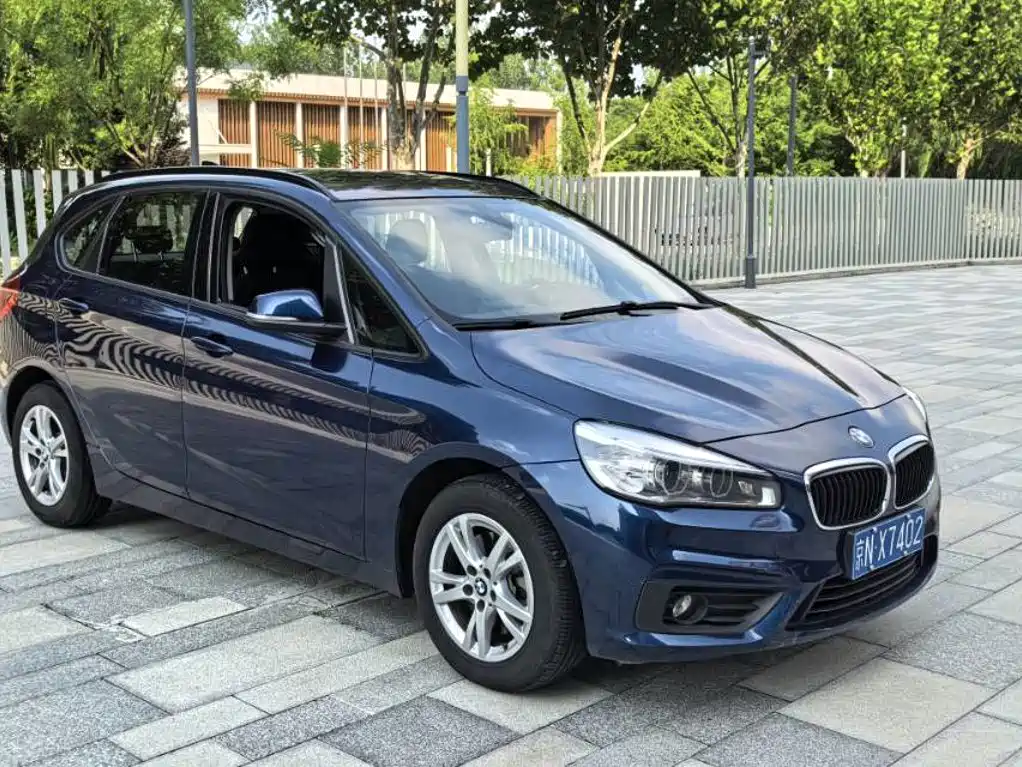 BMW 2 Series Station Wagon 2016 — фото 3