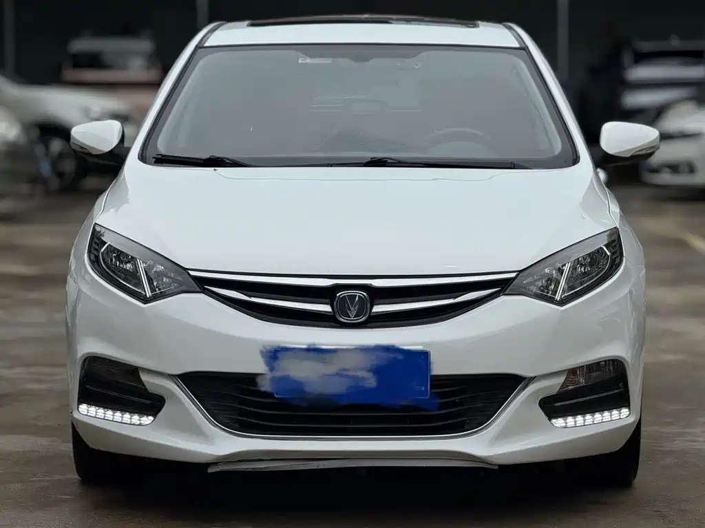 Changan Eado XT 2019 — фото 2