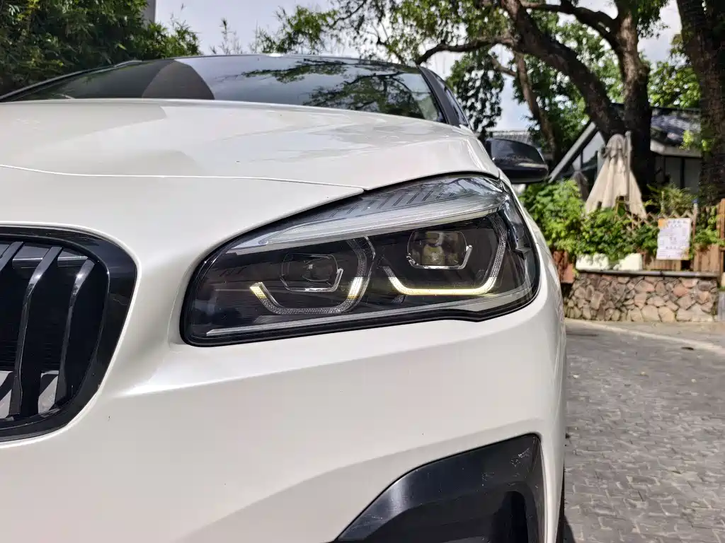 BMW 2 Series Active Tourer 2019 — фото 10