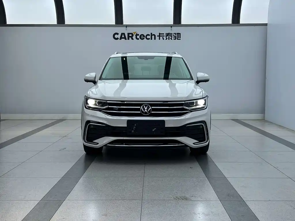 Volkswagen Tiguan L 2022 — фото 4