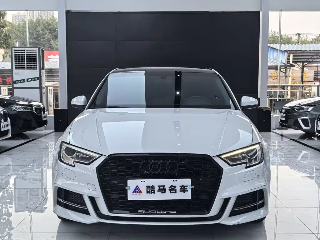 Audi A3 2018 — фото 2