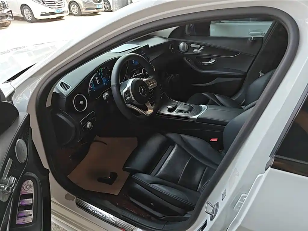 Mercedes-Benz C-Class 2021 — фото 16