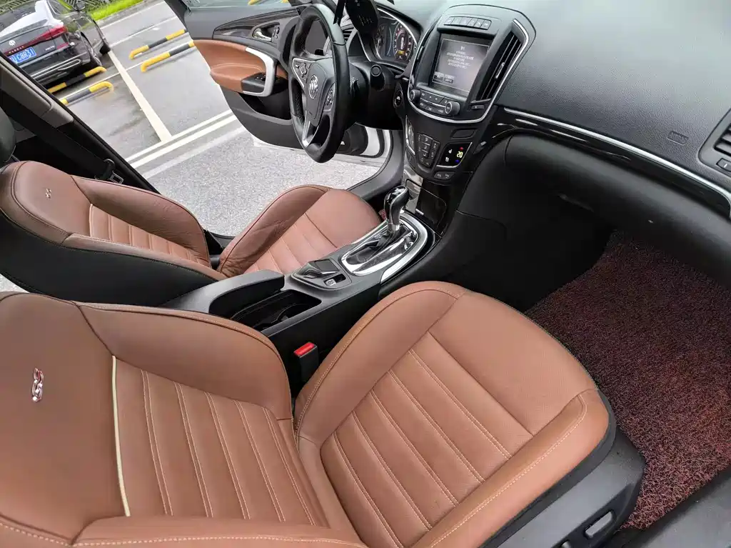 Buick Regal 2014 — фото 10