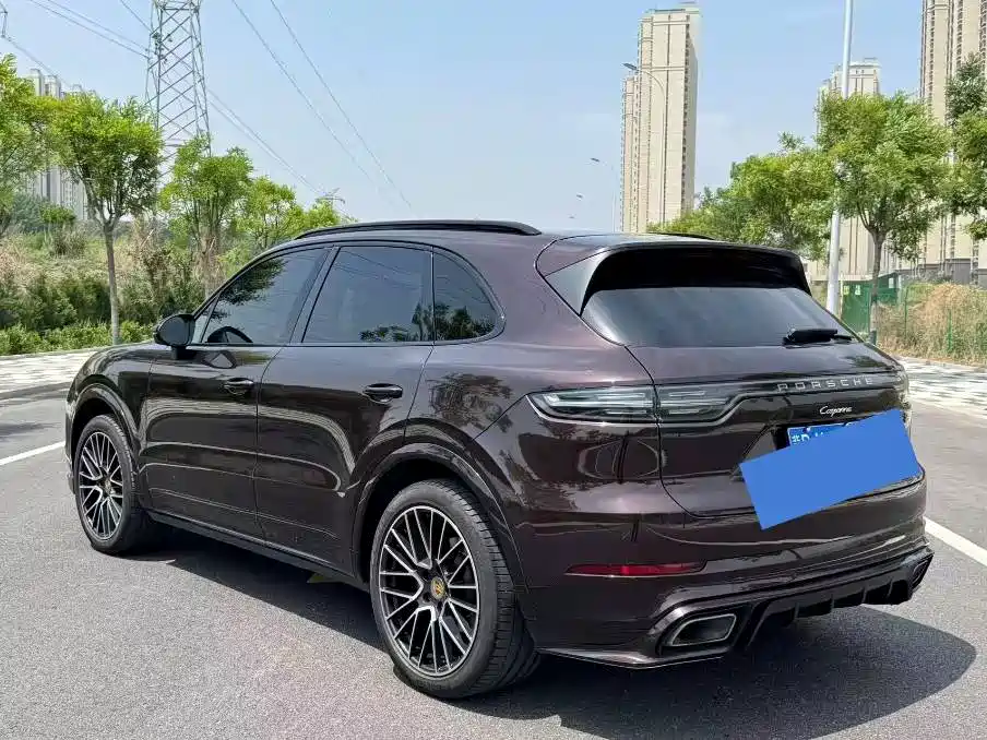 Porsche Cayenne 2018 — фото 9