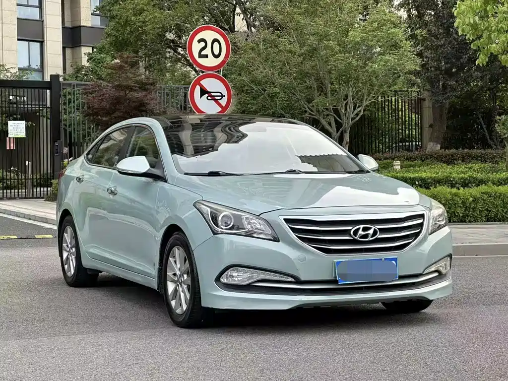 Hyundai Mistra 2014 — фото 3