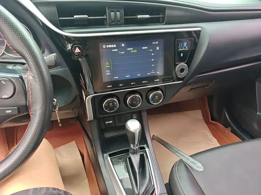 Toyota Levin 2018 — фото 13