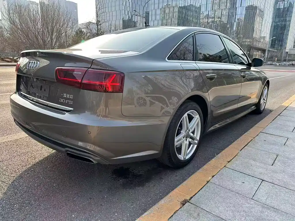 Audi A6L 2018 — фото 9