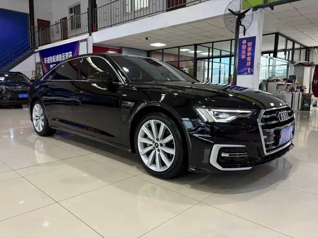 Audi A6L 2022