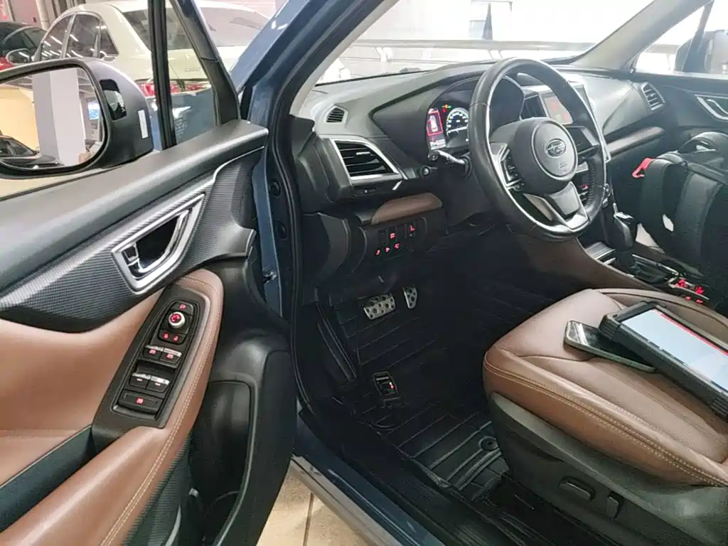 Subaru Forester 2019 — фото 15