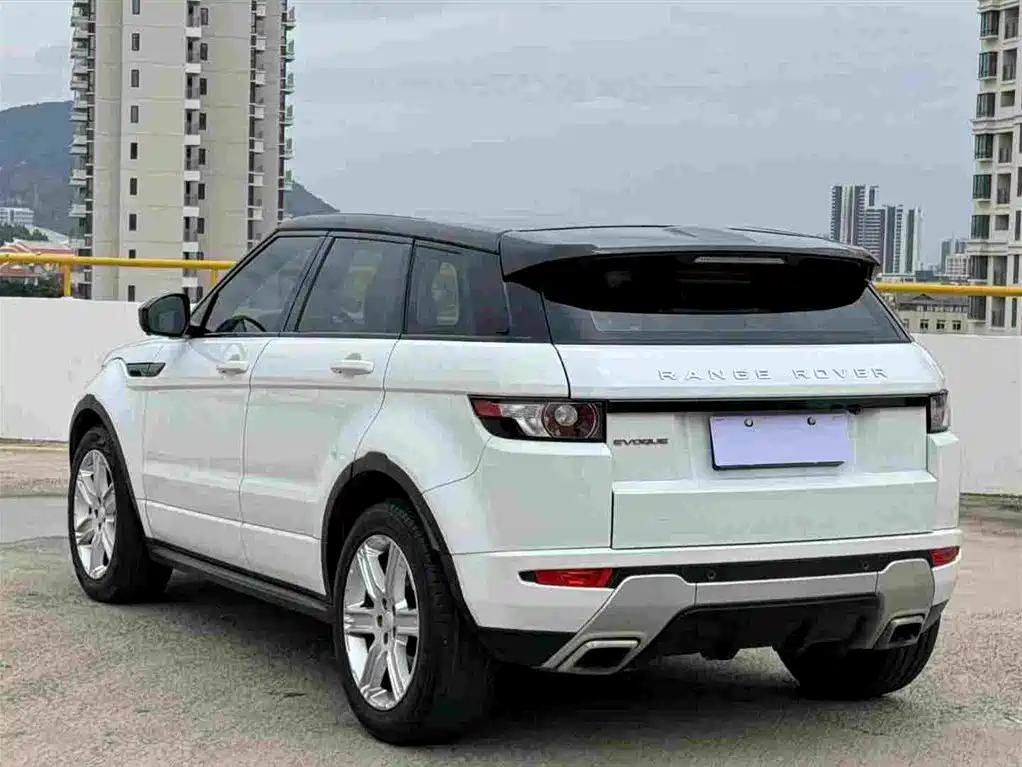 Land Rover Range Rover Evoque 2015 — фото 9