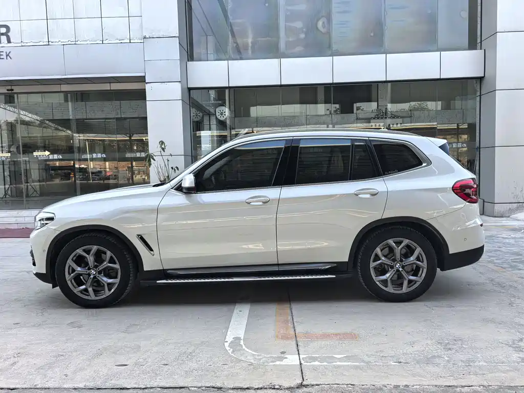 BMW X3 2020 — фото 4