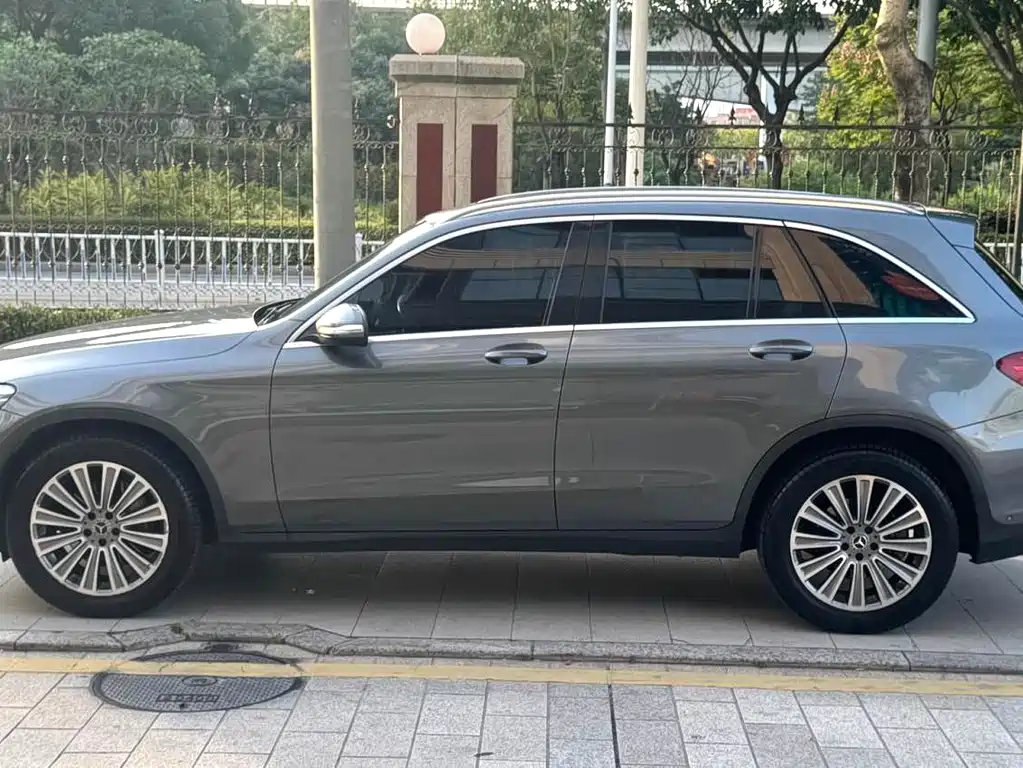 Mercedes-Benz GLC 2017 — фото 7