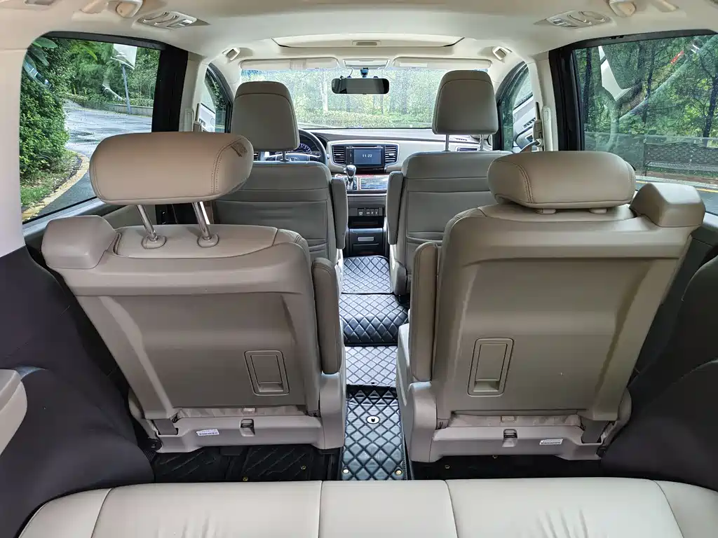 Honda Odyssey 2017 — фото 29