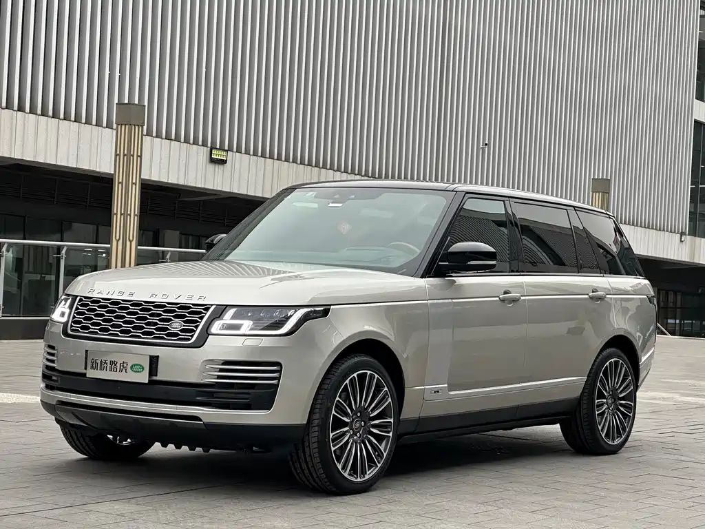 Land Rover Range Rover 2019 — фото 1