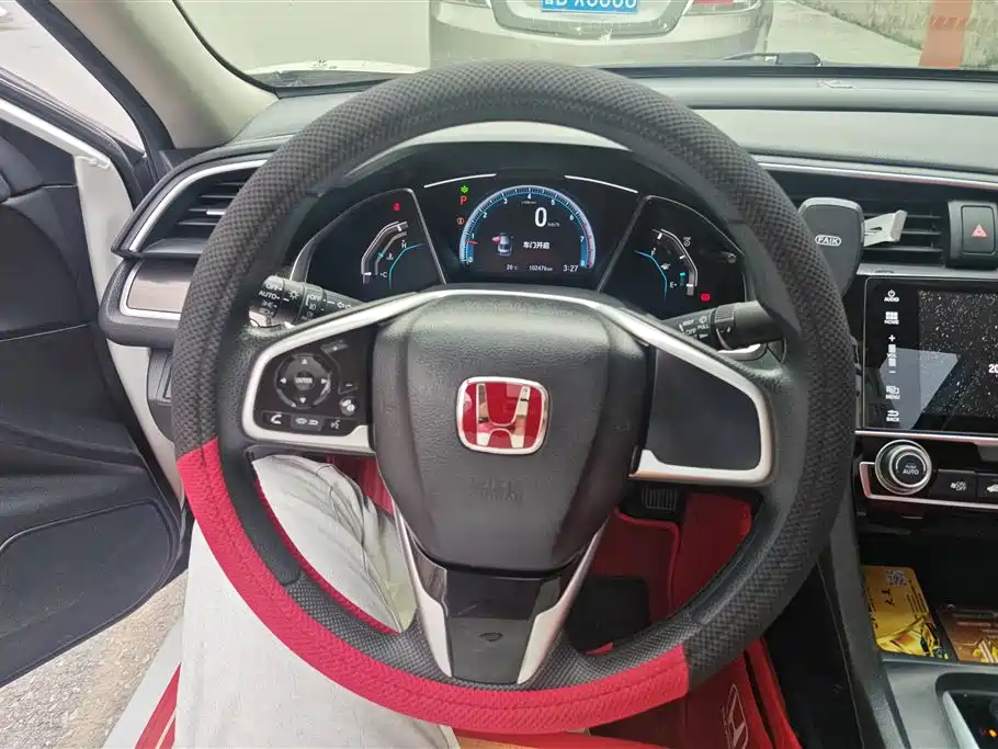 Honda Civic 2020 — фото 15