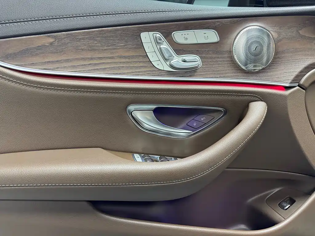 Mercedes-Benz E-Class 2023