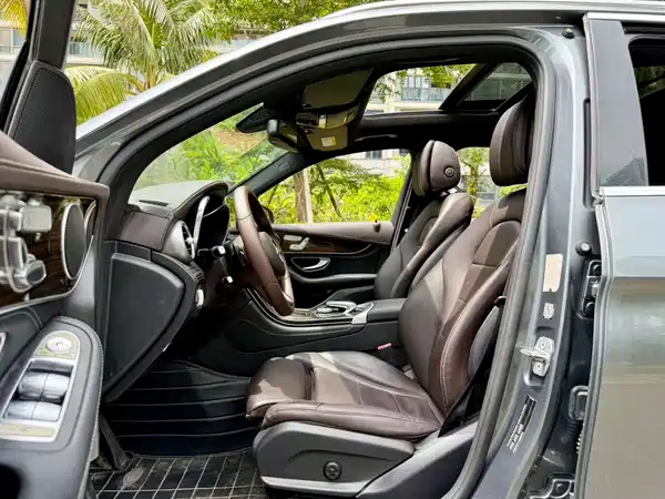 Mercedes-Benz GLC 2019